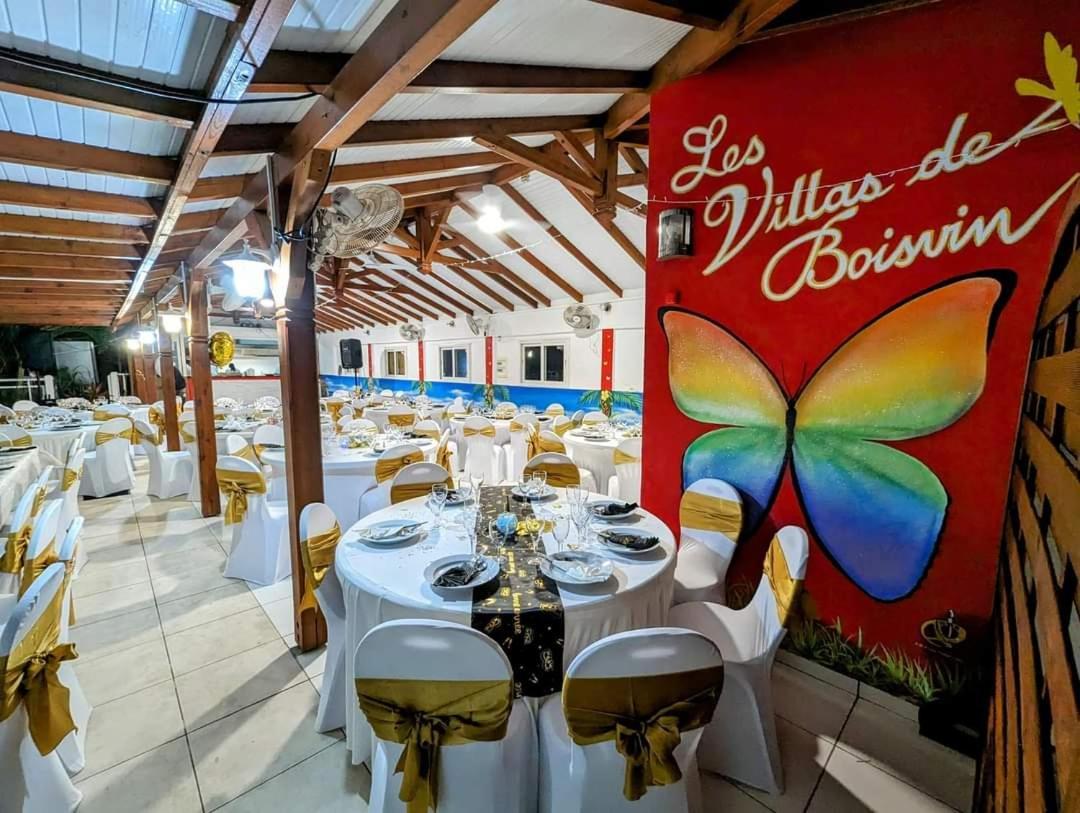 Les Villas De Boisvin Le Moule Eksteriør bilde